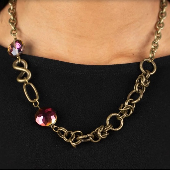 ⚫️💎⚫️ “CELESTIALLY CELTIC” BRASS NECKLACE WITH FREE EARRINGS ~ PAPARAZZI❗️⚫️💎⚫️ - Picture 2 of 4